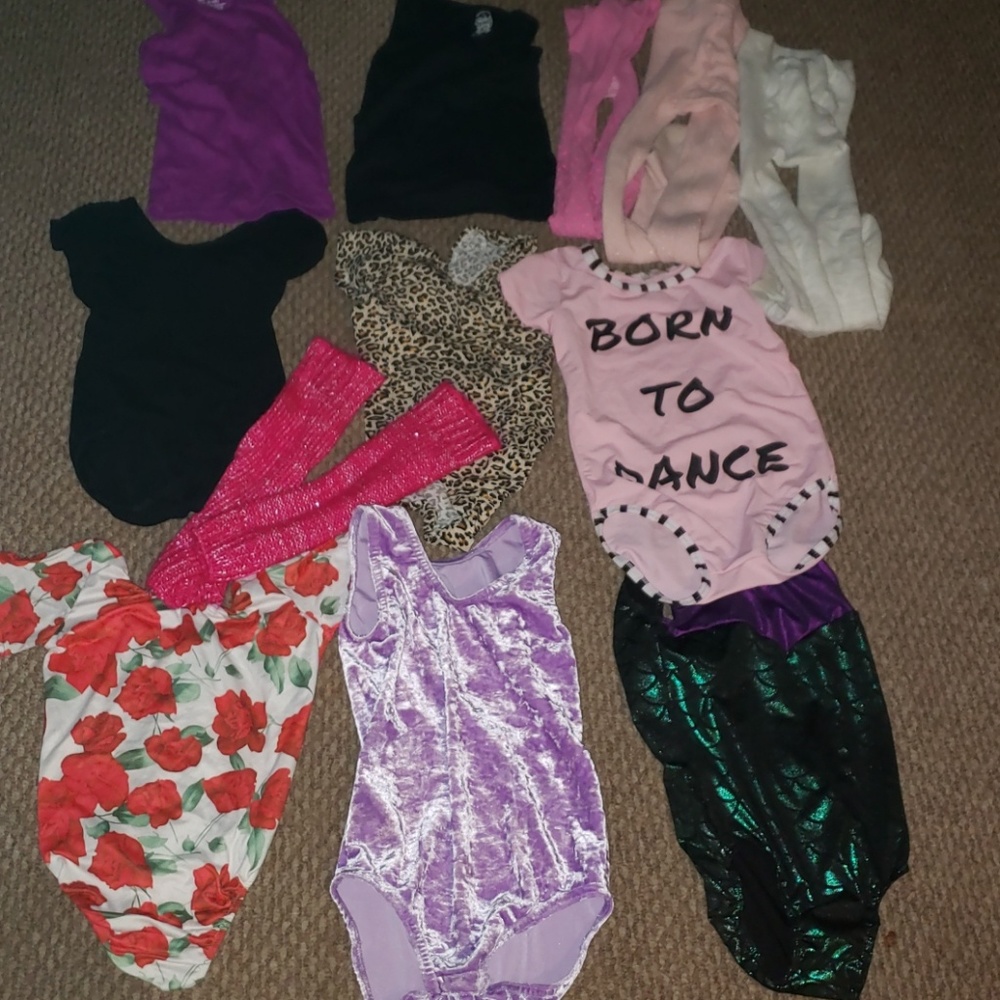 ** Sold** Dance lot 4/5